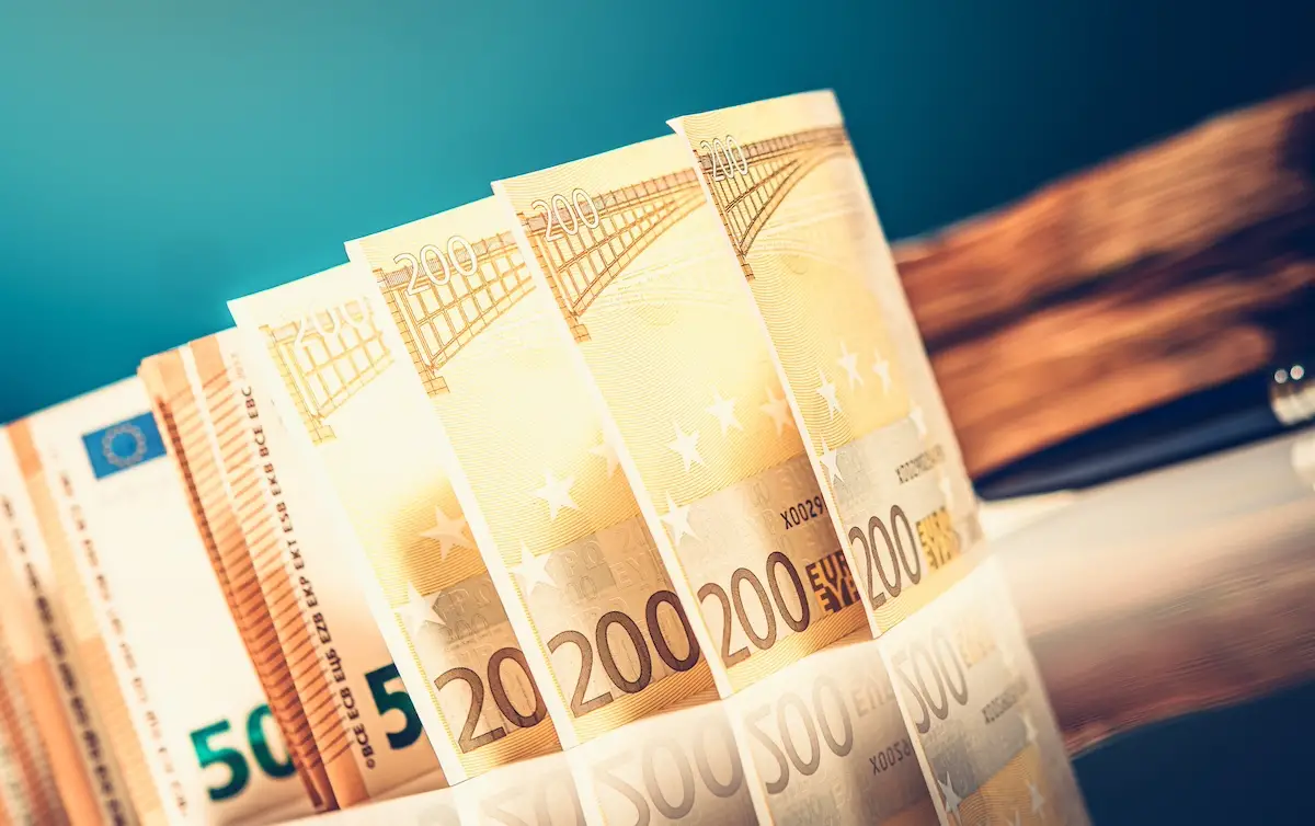 Avis assurance vie banque postale : attention aux frais
